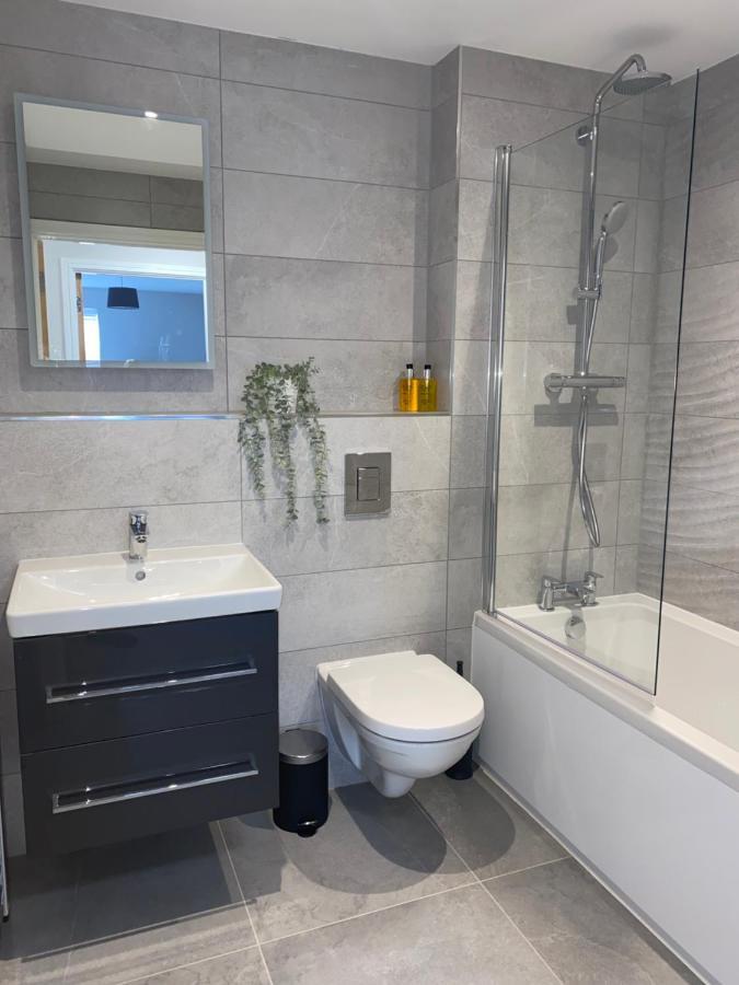 Roomotel - Oakview Moseley เบอร์มิงแฮม ภายนอก รูปภาพ