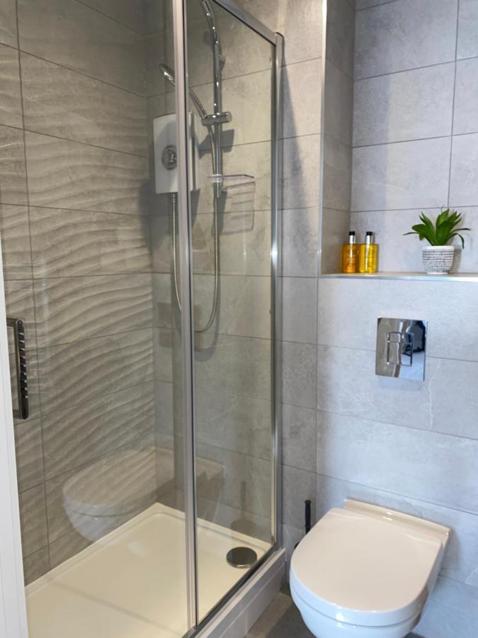 Roomotel - Oakview Moseley เบอร์มิงแฮม ภายนอก รูปภาพ