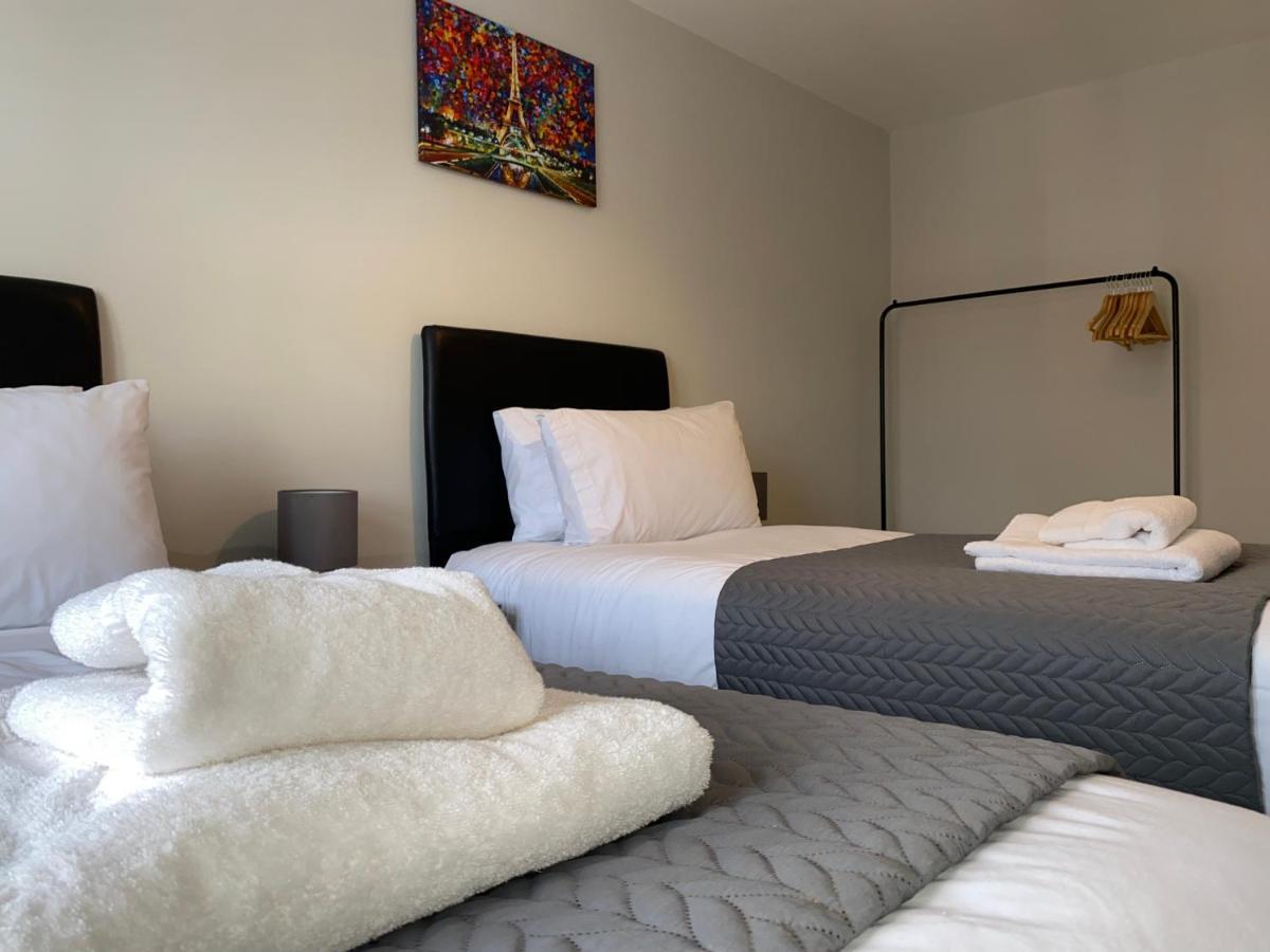 Roomotel - Oakview Moseley เบอร์มิงแฮม ภายนอก รูปภาพ