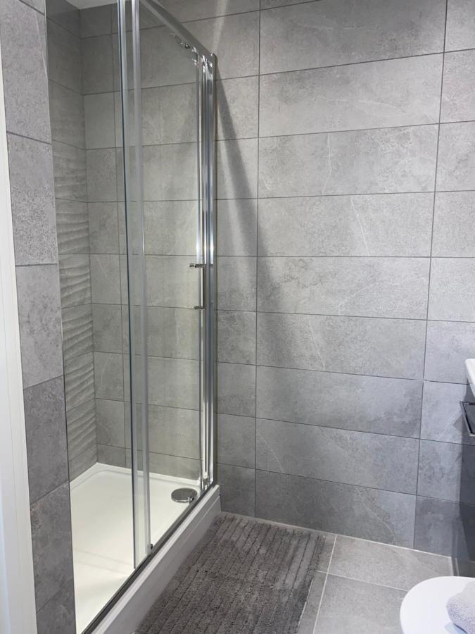 Roomotel - Oakview Moseley เบอร์มิงแฮม ภายนอก รูปภาพ