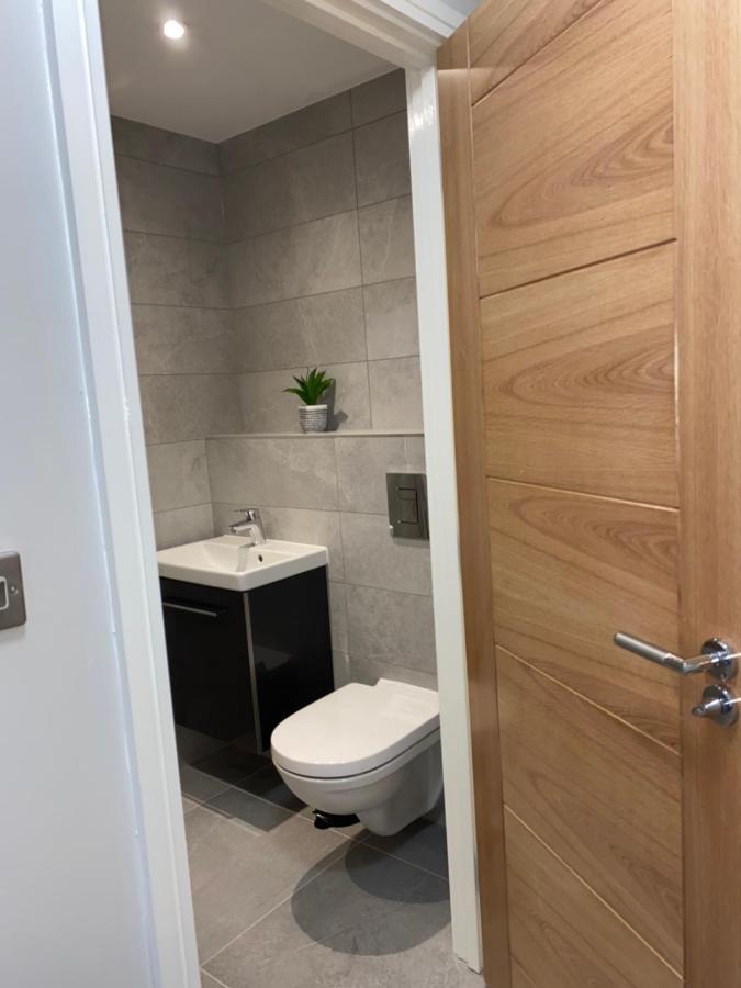 Roomotel - Oakview Moseley เบอร์มิงแฮม ภายนอก รูปภาพ